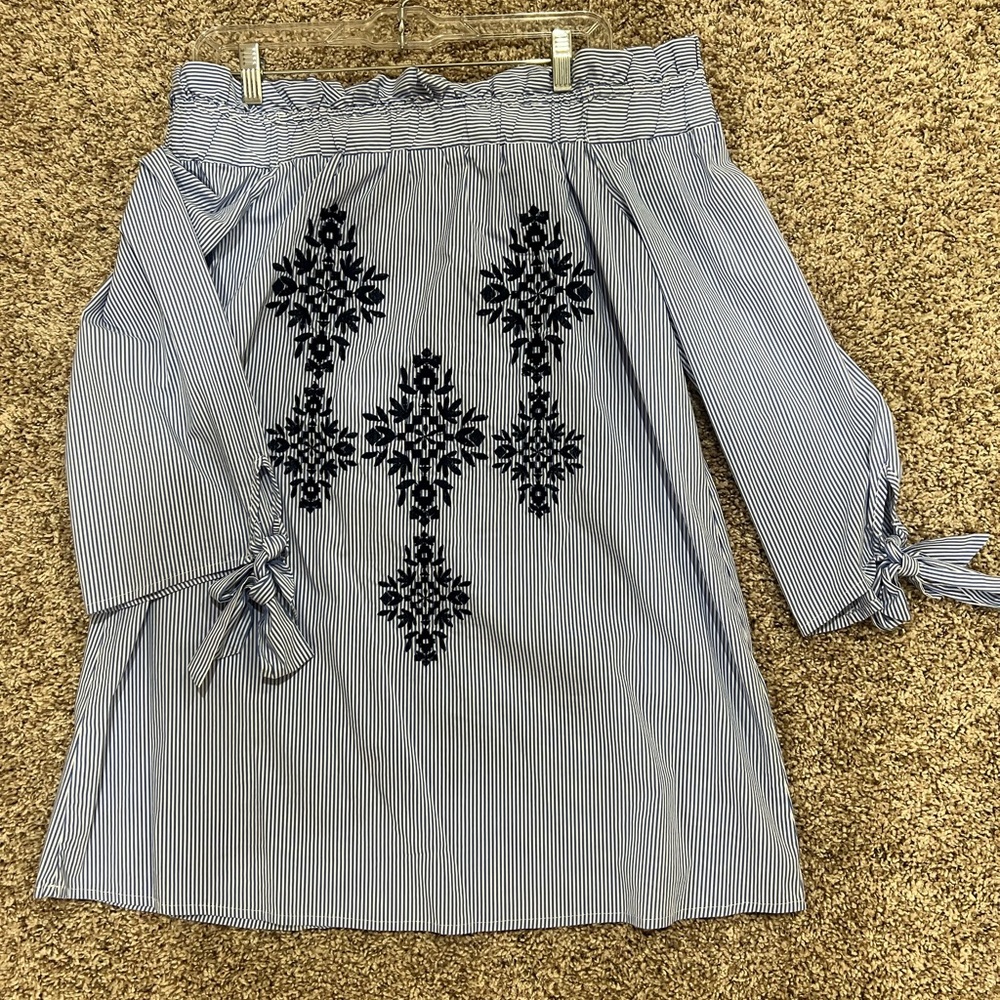 Striped Off-Shoulder Skirt with Navy Embroidery